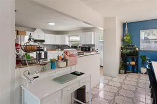 2798 67th St N, Saint Petersburg, FL 33710 - Photo 17