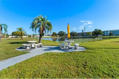 1950 59th Avenue N #114, Saint Petersburg, FL 33714 - Photo 25