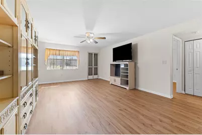 1950 59th Avenue N #114, Saint Petersburg, FL 33714 - Photo 7