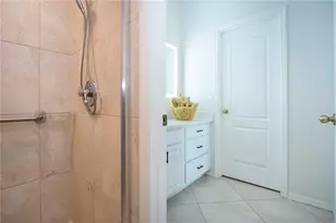 2313 Brookfield Greens Cir, Sun City Center, FL 33573 - Photo 37