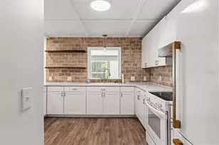 2524 Victarra Cir, Lutz, FL 33559 - Photo 23