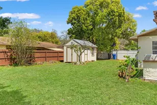 2524 Victarra Cir, Lutz, FL 33559 - Photo 25