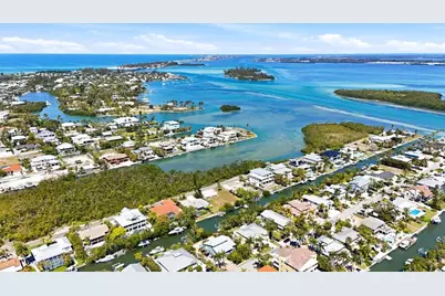 616 Lyons Lane, Longboat Key, FL 34228 - Photo 39