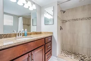 3718 W McKay Ave, Tampa, FL 33609 - Photo 17