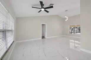 12280 Everard Dr, Spring Hill, FL 34609 - Photo 9