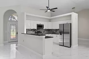 12280 Everard Dr, Spring Hill, FL 34609 - Photo 13