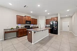 21126 Passive Porch Dr, Land O Lakes, FL 34637 - Photo 7