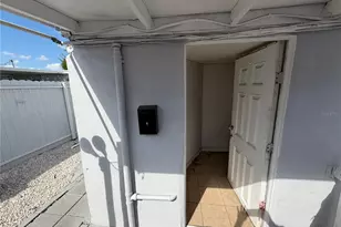 126 Miami Gardens Rd, West Park, FL 33023 - Photo 21