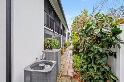 9802 Lombard Court #102, Tampa, FL 33618 - Photo 25