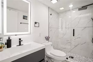 9802 Lombard Ct, Tampa, FL 33618 - Photo 21