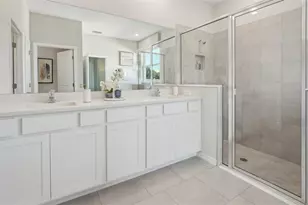 2058 Stratten Dr, Zephyrhills, FL 33541 - Photo 21