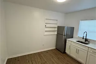 2016 E Clifton St, Tampa, FL 33610 - Photo 5