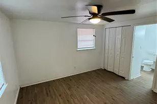 2016 E Clifton St, Tampa, FL 33610 - Photo 9