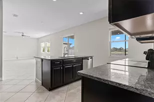 11715 Navajo Sandstone St, Riverview, FL 33579 - Photo 5