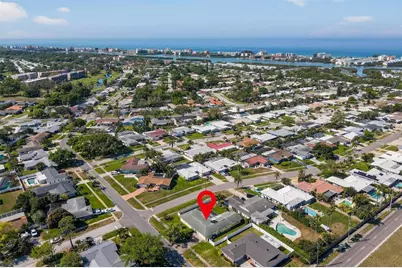 10100 Commodore Drive, Seminole, FL 33776 - Photo 43