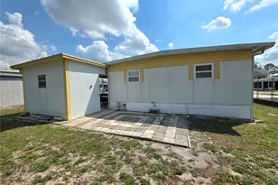 37135 Sandra Ave, Zephyrhills, FL 33542 - Photo 5