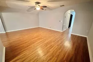 4679 Ashburn Square Dr, Tampa, FL 33610 - Photo 5