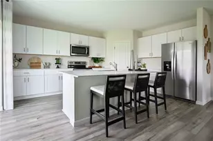 5457 San Pietro Dr, Winter Haven, FL 33884 - Photo 7