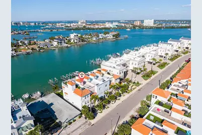 140 Brightwater Drive #2, Clearwater Beach, FL 33767 - Photo 15