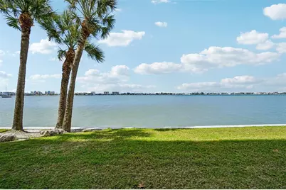 4750 Cove Circle #107, Saint Petersburg, FL 33708 - Photo 23
