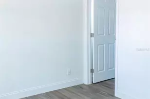 6813 S Himes Ave, Tampa, FL 33611 - Photo 11