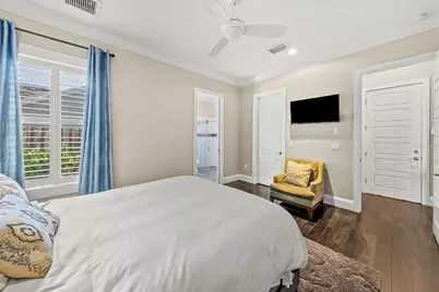 3211 W Bay Villa Avenue, Tampa, FL 33611 - Photo 23