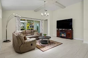 5508 Title Row Dr, Bradenton, FL 34210 - Photo 9