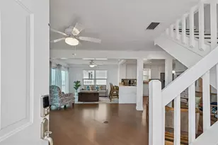 8432 W Gulf Blvd, Treasure Island, FL 33706 - Photo 9