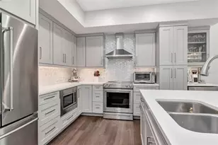 536 4th Ave S, Saint Petersburg, FL 33701 - Photo 7