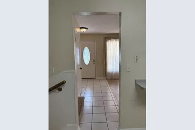 1008 Lady Guinevere Drive, Valrico, FL 33594 - Photo 5