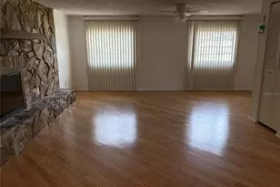 1008 Lady Guinevere Dr, Valrico, FL 33594 - Photo 13