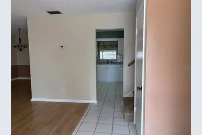1008 Lady Guinevere Drive, Valrico, FL 33594 - Photo 9