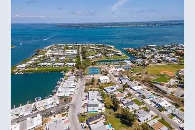 441 63rd Street, Holmes Beach, FL 34217 - Photo 37