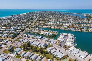 441 63rd St, Holmes Beach, FL 34217 - Photo 53