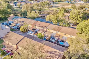 3919 Pine Limb Ct, Tampa, FL 33614 - Photo 3