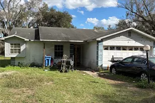 414 S Wiggins Rd, Plant City, FL 33566 - Photo 1