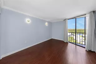 1000 Cove Cay Dr, Clearwater, FL 33760 - Photo 21