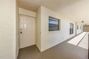 1000 Cove Cay Dr, Clearwater, FL 33760 - Photo 3