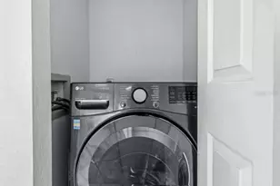 1000 Cove Cay Dr, Clearwater, FL 33760 - Photo 17