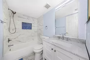 1000 Cove Cay Dr, Clearwater, FL 33760 - Photo 33