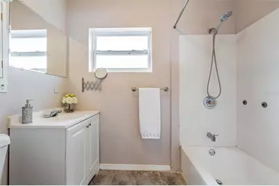 5475 70th Lane N, Saint Petersburg, FL 33709 - Photo 13