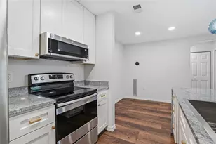 8809 Manor Loop, Lakewood Ranch, FL 34202 - Photo 15