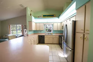 7404 Cool Breeze Ct, Spring Hill, FL 34607 - Photo 5