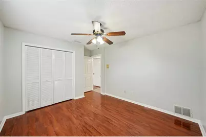 3109 Lake Valencia Ln E, Palm Harbor, FL 34684 - Photo 25