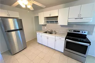 2334 38th Ave N, Saint Petersburg, FL 33713 - Photo 3