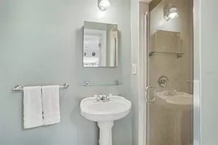 1350 Eckles Dr, Tampa, FL 33612 - Photo 23