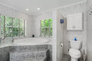 1350 Eckles Dr, Tampa, FL 33612 - Photo 21