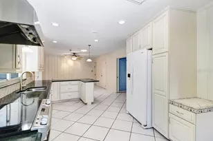 1350 Eckles Dr, Tampa, FL 33612 - Photo 23