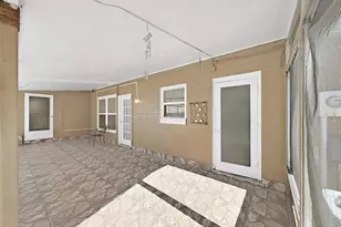 7098 Holiday Dr, Spring Hill, FL 34606 - Photo 33