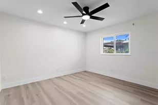 109 Poinciana Ln, Largo, FL 33770 - Photo 25